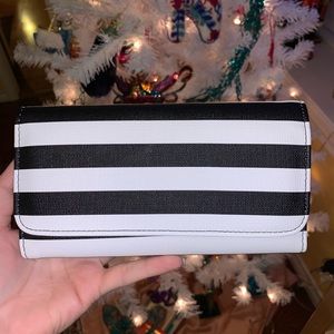 Kut From The Cloth Wallet